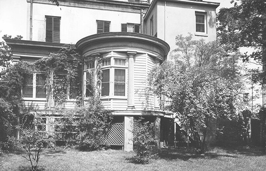 a side view of the birthplace, showing the porch area enclosed as a bedroom